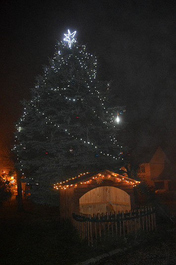 Adventního odpoledne a rozsvícení vánočního stromu